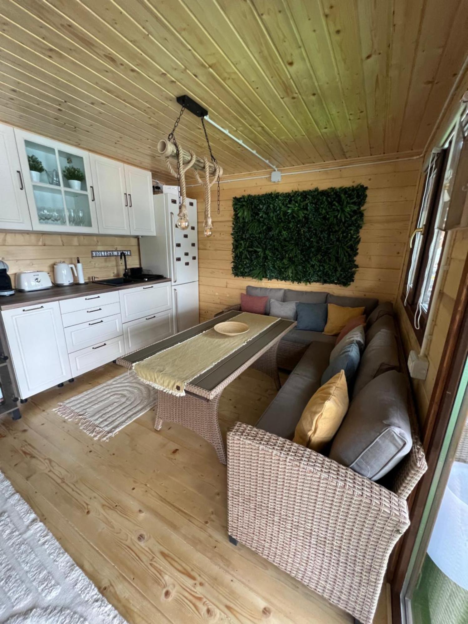 Holiday Bicaz Bungalows On The Lake Extérieur photo